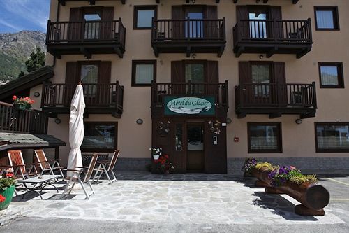 Hotel Du Glacier La Thuile Exterior photo